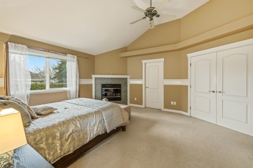 3528 Canterbury Drive, Surrey, BC 