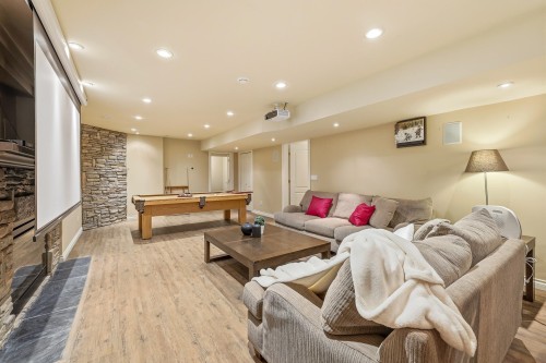 3528 Canterbury Drive, Surrey, BC 