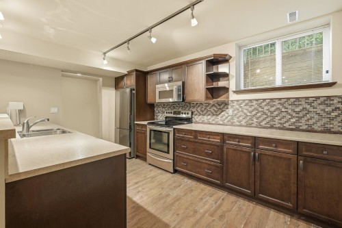 3528 Canterbury Drive, Surrey, BC 