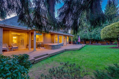 3528 Canterbury Drive, Surrey, BC 