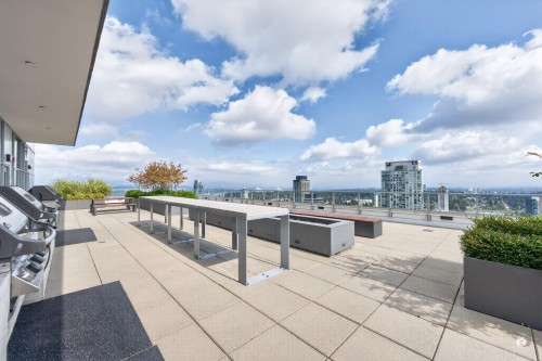 1115-13350 Central Avenue, Surrey, BC 