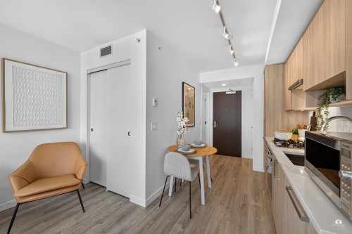 1115-13350 Central Avenue, Surrey, BC 