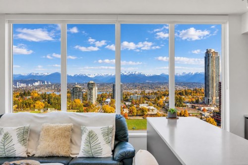 2202-13428 105 Avenue, Surrey, BC 