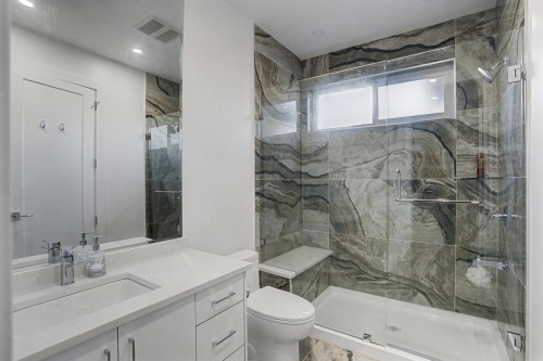 16035 10A Avenue, Surrey, BC 