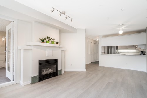 213-19750 64 Avenue, Langley, BC 