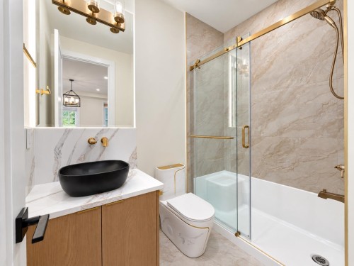 102-11410 139 Street, Surrey, BC 