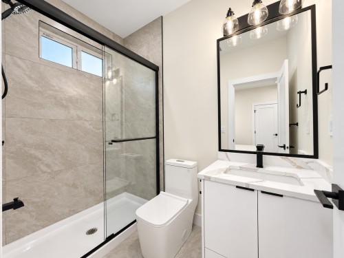 102-11410 139 Street, Surrey, BC 