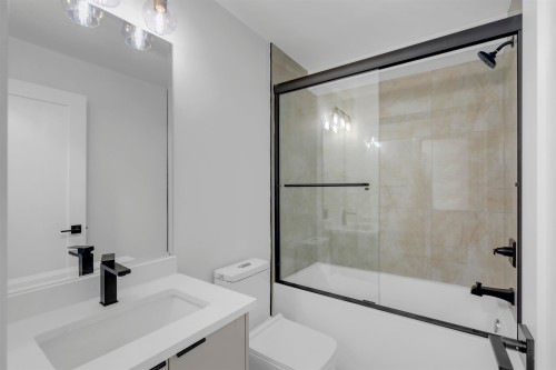 102-11410 139 Street, Surrey, BC 