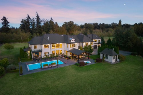 687 204Th Street, Langley, BC 