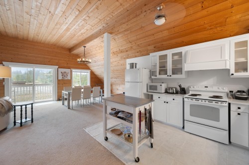 687 204Th Street, Langley, BC 