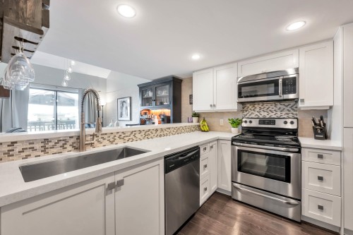 7-20229 Fraser Highway, Langley, BC 