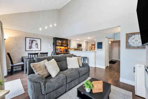 7-20229 Fraser Highway, Langley, BC 
