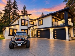 14186 Melrose Drive Surrey, BC V3R 5R2
