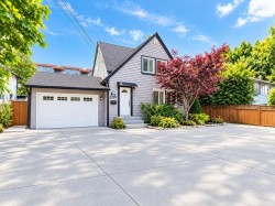 202xx 53 Avenue Langley, BC V3A 3V2