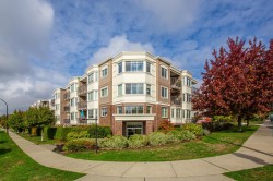 305-15389 Roper Avenue White Rock, BC V4B 2G2