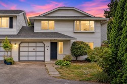 1576 161 Street Surrey, BC V4A 4X8
