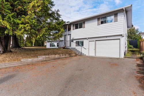 34805 Mccabe Place  Abbotsford, BC V3G 1H1
