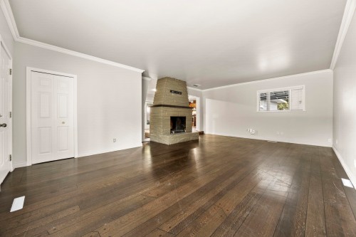 8495 164 Street , Surrey, BC V4N 1E1 5