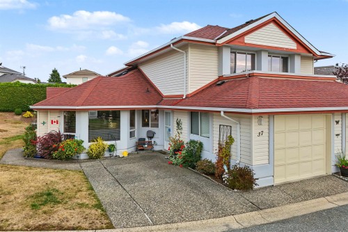 37-31406 Upper Maclure Road  Abbotsford, BC V2T 5L8