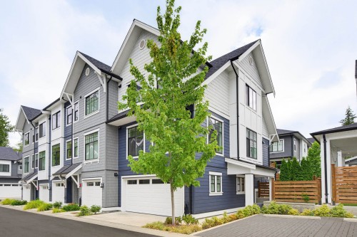 33-7640 197 Street  Langley, BC V2Y 3W2