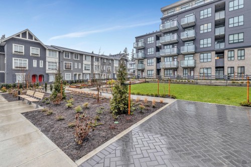 4F-15738 85 Avenue , Surrey, BC V4N 6Y1 5
