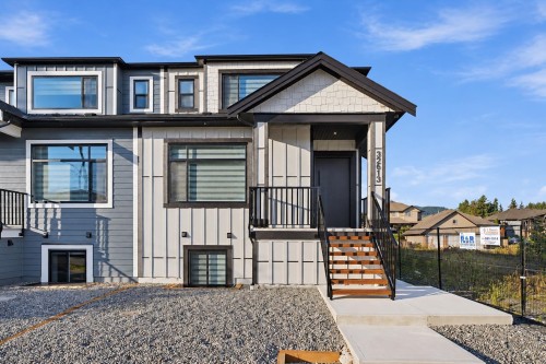 32613 Cherry Avenue  Mission, BC V2V 2T8