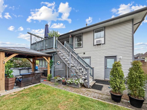 8621 215 Street, Langley, BC 