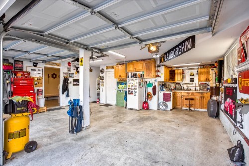 15110 95A Avenue, Surrey, BC 