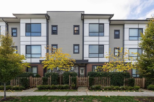 105-20150 81 Avenue  Langley, BC V2Y 3L8