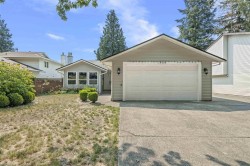 13032 61 Avenue Surrey, BC V3X 2H5