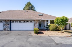 49-21746 52 Avenue Langley, BC V2Y 1L4