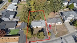11055 80a Avenue Delta, BC V4C 1Y4