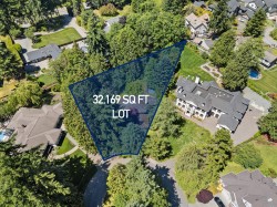 14069 26a Avenue Surrey, BC V4P 2E3
