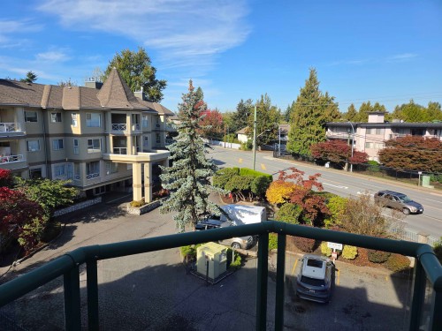 301-20140 56 Avenue  Langley, BC V3A 3Y4
