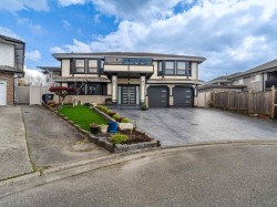 7078 126a Street Surrey, BC V3W 6G3