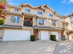 33-5839 Panorama Drive Surrey, BC V3S 0P4