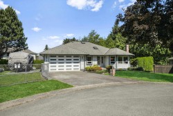 5742 190 Street Surrey, BC V3S 7M5