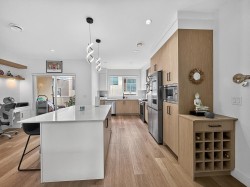 30-12585 104a Avenue Surrey, BC V3V 0G7