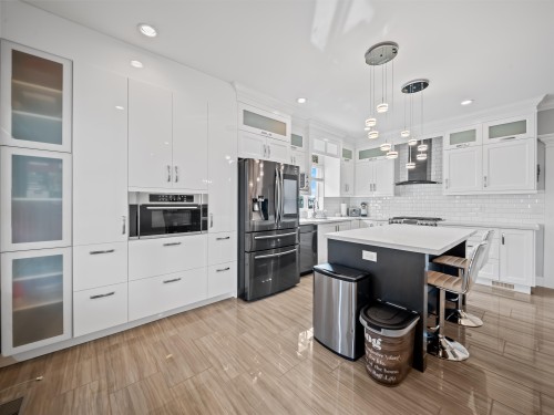 27649 Lundeberg Avenue  Abbotsford, BC V4X 0B8