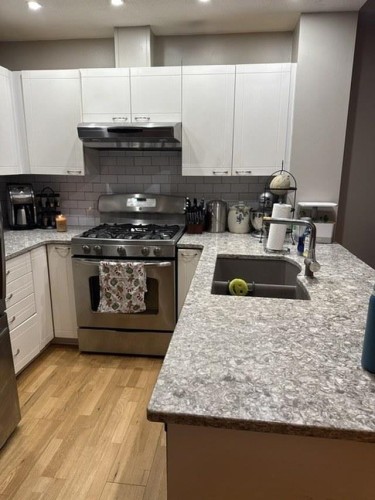 62-15030 58 Avenue , Surrey, BC V3S 9G3 4