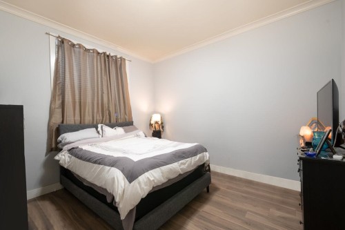 Lower Suite 2-17551 Abbey Drive , Surrey, BC V4N 4H2 4