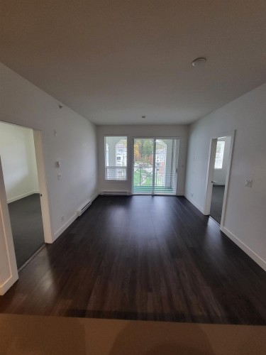 402-16398 AVENUE 64 Avenue , Surrey, BC V4W 1H5 3