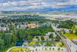 10937 Haddon Road Surrey, BC V3T 3Z4