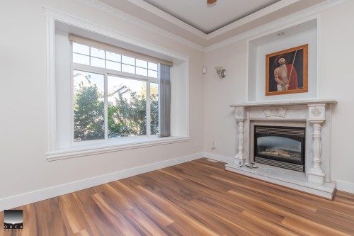 19130 69a Avenue , Surrey, BC V4N 0A5 3