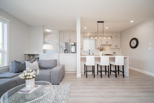 21149 79a Avenue  Langley, BC V2Y 0H3