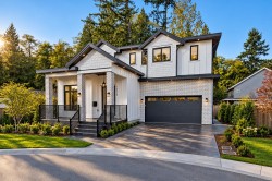 13919 64a Avenue Surrey, BC V3W 1Y7