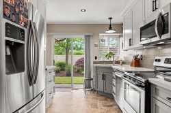 37-2525 Yale Court Abbotsford, BC V2S 8G9