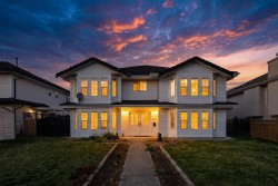 12247 64 Avenue Surrey, BC V3W 1W6