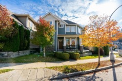 14702 32a Avenue Surrey, BC V4P 1Z8