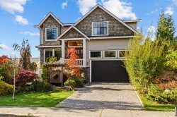 1843 142 Street Surrey, BC V4A 6V3